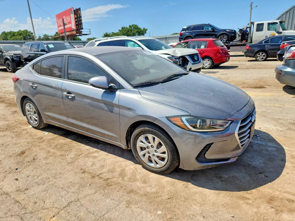 2017 Hyundai Elantra VIN KMHD74LF6HU152725 COPART salvage auction — MINOR DENT/SCRATCHES, Mt - Cert Of Title-Rebuilt Salvage, sold $725 on 2026-07-29 (photo 4)