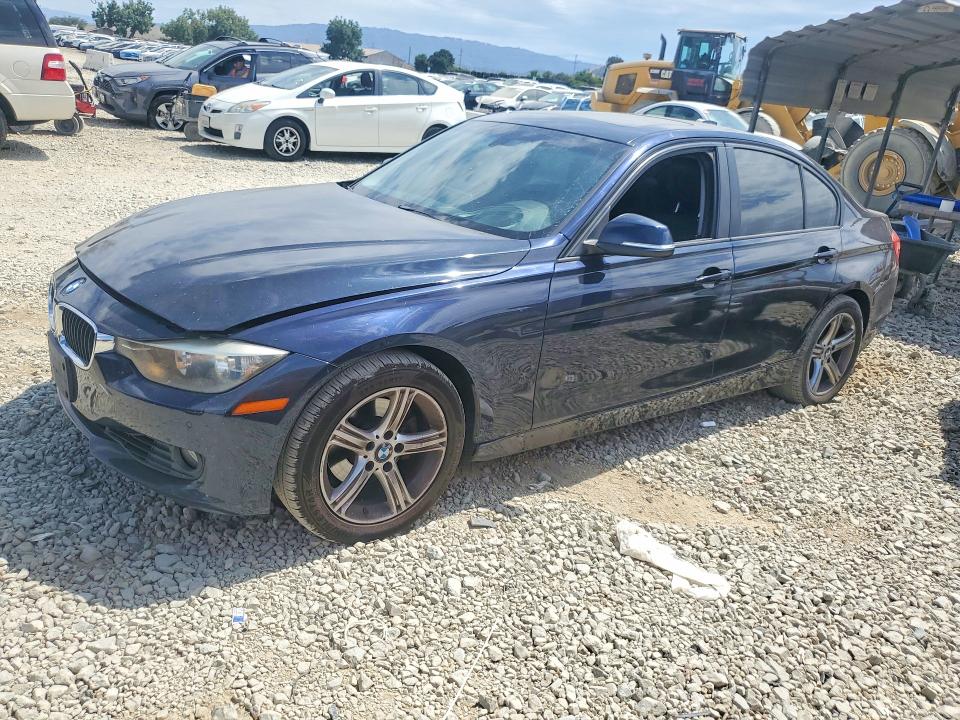 2013 BMW 3er VIN WBA3A5C56DF604134 COPART salvage auction — FRONT END, Ca - Salvage Certificate, sold $525 on 2026-07-28 (photo 1)