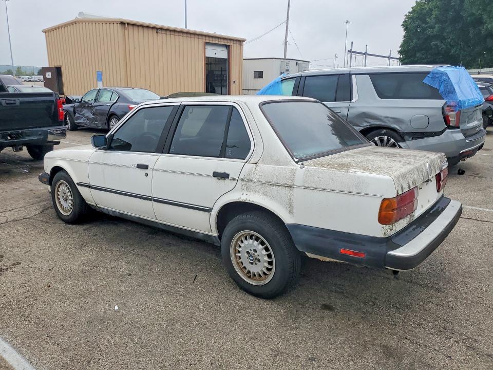 1986 BMW 3 series VIN WBAAE6409G0704997 COPART salvage auction — MINOR DENT/SCRATCHES, OH - CERTIFICATE OF TITLE (P), sold $4,850 on 2026-08-31 (photo 2)