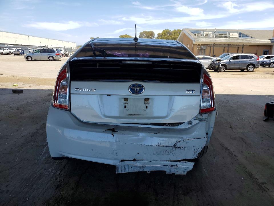 2015 Toyota Prius VIN JTDKN3DU6F1927578 COPART salvage auction — REAR END, CA - SALVAGE CERTIFICATE, sold $2,750 on 2026-07-14 (photo 6)