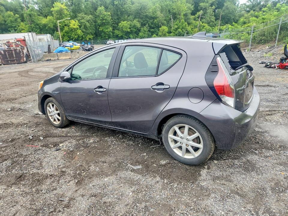 2016 Toyota Prius VIN JTDKDTB3XG1123086 COPART salvage auction — REAR END, Md - Cert Of Salvage > 75% Damage, sold $1,300 on 2026-07-23 (photo 2)