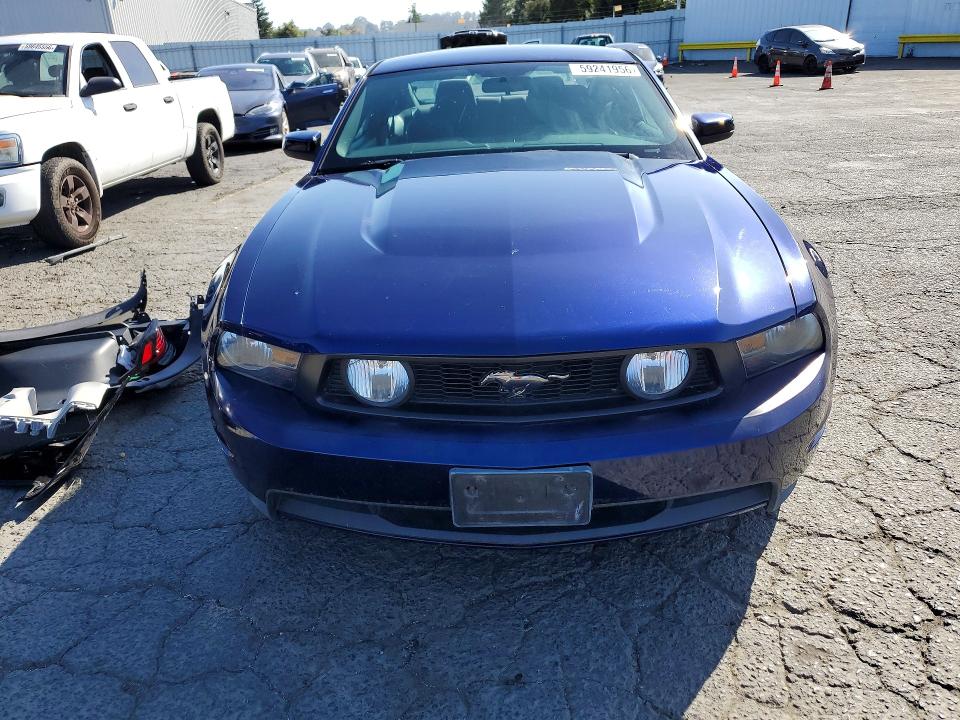 2011 Ford Mustang VIN 1ZVBP8CF2B5169572 COPART salvage auction — MINOR DENT/SCRATCHES, Ca - Dis/Dlr/Exp Only Lien Papers, sold $10,000 on 2026-07-24 (photo 5)