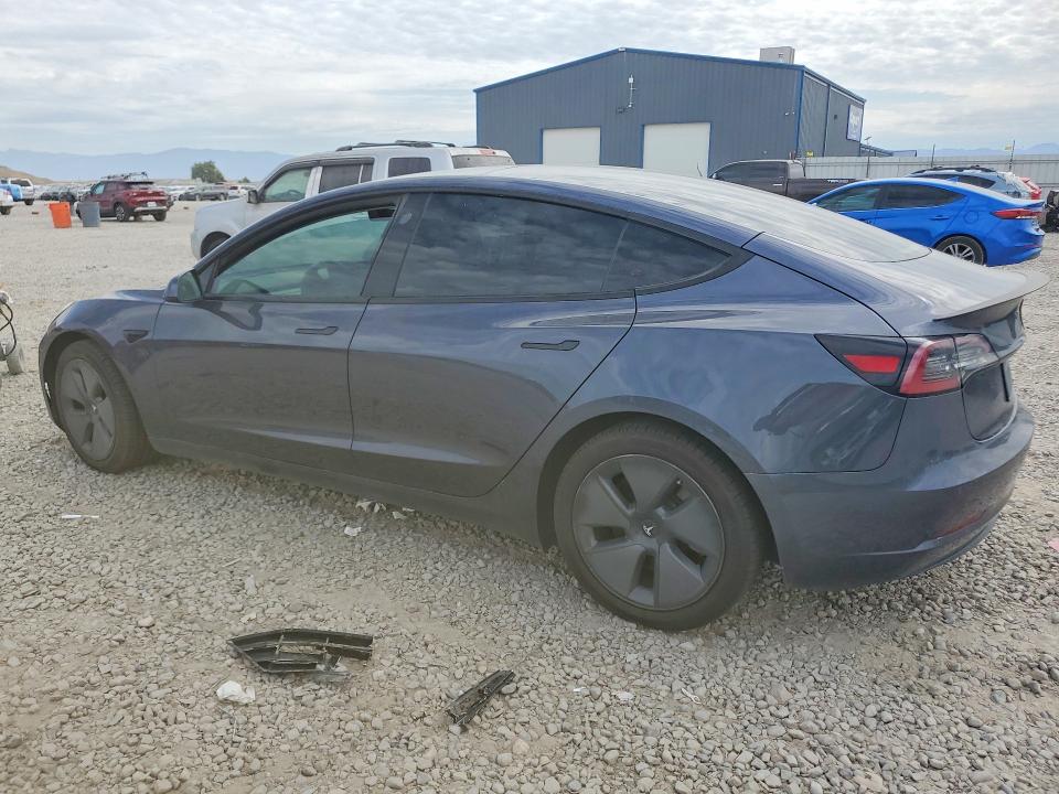 2021 Tesla Model 3 VIN 5YJ3E1EB0MF995725 COPART salvage auction — MINOR DENT/SCRATCHES, UT - CERTIFICATE OF TITLE, sold $9,900 on 2026-07-29 (photo 2)