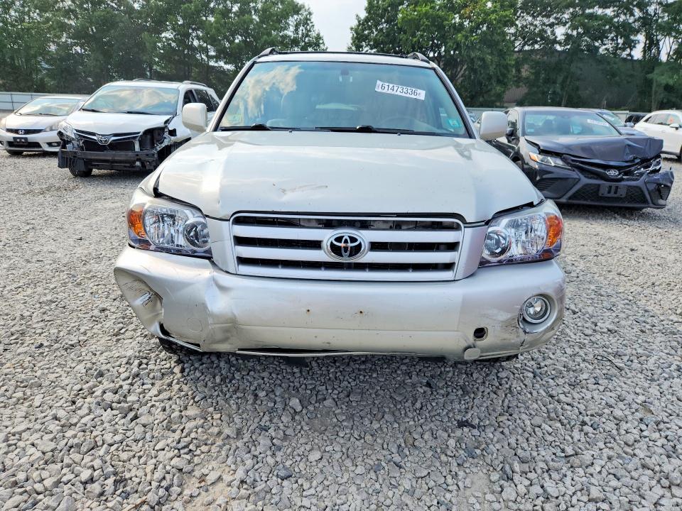 2004 Toyota Highlander VIN JTEEP21A440030835 COPART salvage auction — FRONT END, Ma - Cert Of Title-Reconstrctd Coll, sold $125 on 2026-07-29 (photo 5)