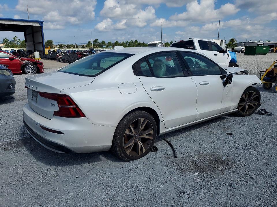 2025 Volvo S60 VIN 7JRL12FJ5SG369129 COPART salvage auction — FRONT END, Fl - Certificate Of Title, sold $10,500 on 2026-07-27 (photo 3)