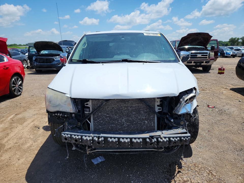 2014 Chrysler Voyager VIN 2C4RC1CG5ER248853 COPART salvage auction — FRONT END, Ia - Salvage W/Salvage History, sold $225 on 2026-07-31 (photo 5)