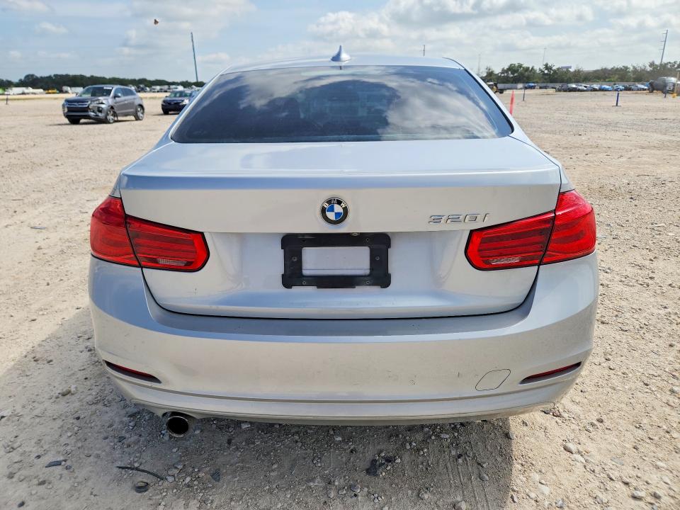 2018 BMW 3er VIN WBA8A9C5XJAH14547 COPART salvage auction — FRONT END, Salvage Title, sold $3,200 on 2026-08-20 (photo 6)