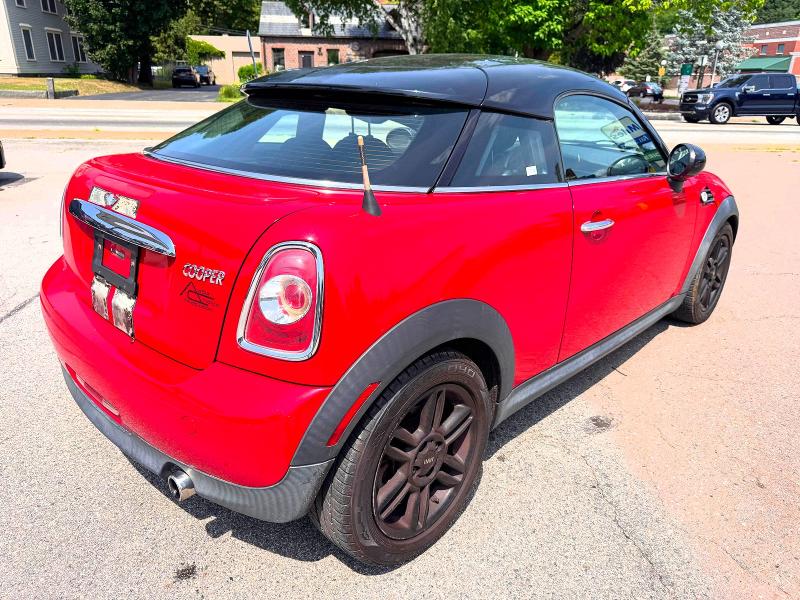 2012 Mini Coupe VIN WMWSX1C54CT163963 COPART salvage auction — NORMAL WEAR, Ma - Certificate Of Title (P), sold $1,750 on 2026-07-22 (photo 4)