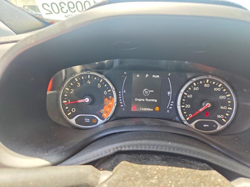 2018 Jeep Renegade VIN ZACCJABB1JPJ40159 COPART salvage auction — SIDE, Fl - Certificate Of Title, sold $2,000 on 2026-07-31 (photo 9)