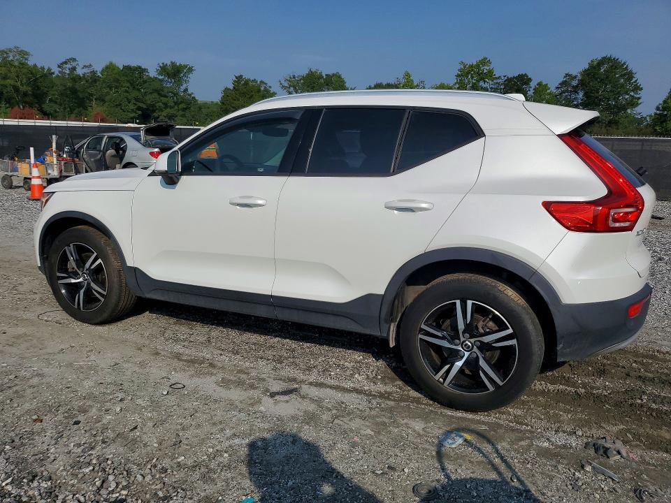 2023 Volvo Xc40 VIN YV4L12UK0P2951022 COPART salvage auction — MINOR DENT/SCRATCHES, Sc - Certificate Of Title, sold $12,000 on 2026-08-05 (photo 2)