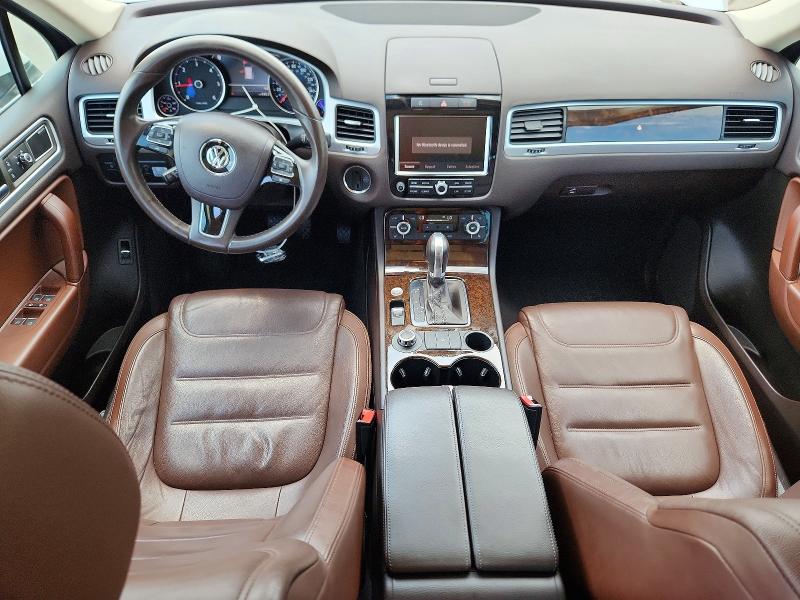 2013 Volkswagen Touareg VIN WVGEP9BP3DD004411 COPART salvage auction — FRONT END, Fl - Cert Of Title Slvg Rebuildable, sold $2,300 on 2026-08-17 (photo 8)