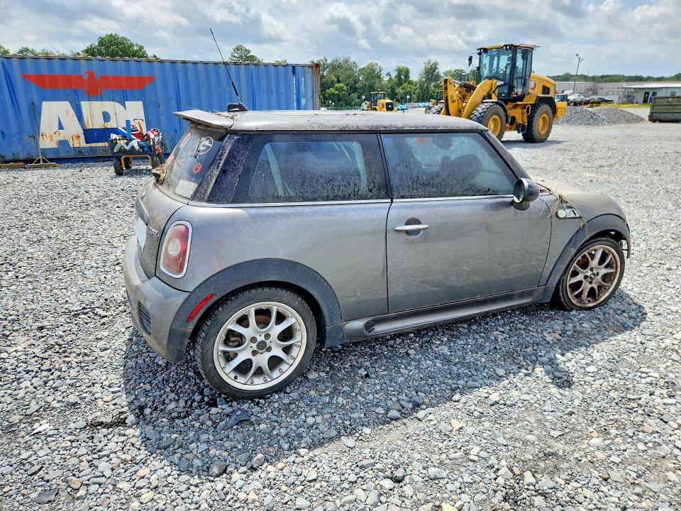 2010 Mini Cooper VIN WMWMF7C56ATX42433 COPART salvage auction — FRONT END, Ga - Certificate Of Title, sold $200 on 2026-07-28 (photo 3)