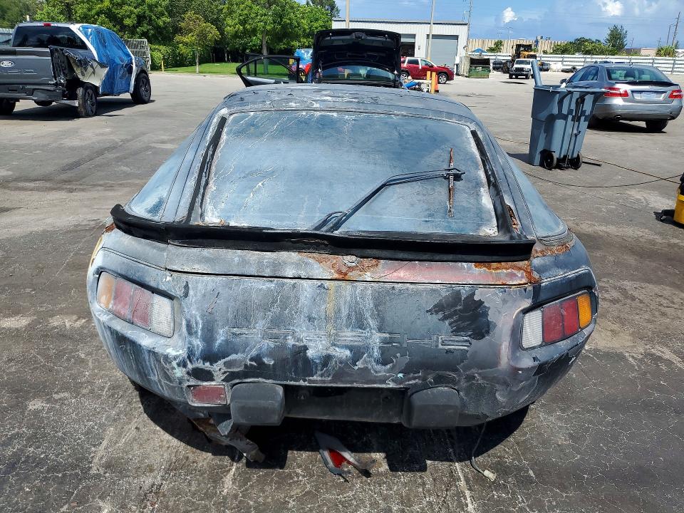 1983 Porsche 928 VIN WP0ZZZ92ZDS840133 COPART salvage auction — WATER/FLOOD, FL - CERT OF TITLE SLVG REBUILDABLE, sold $375 on 2026-08-12 (photo 6)