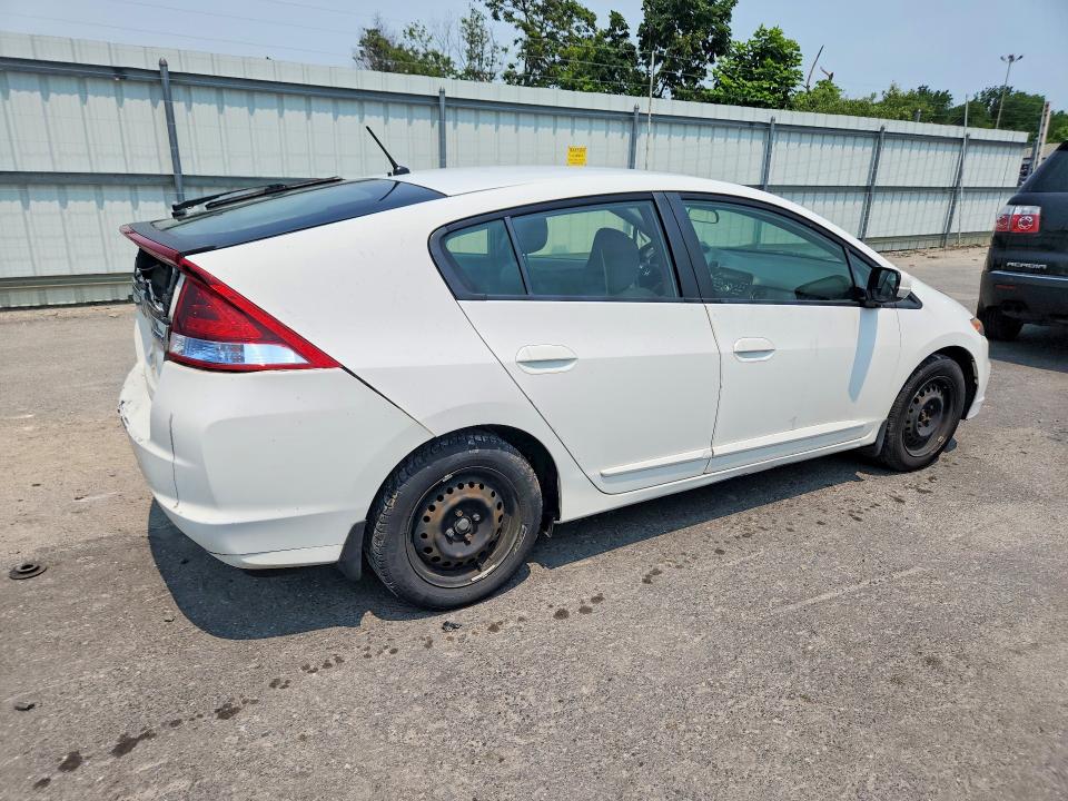 2014 Honda Insight VIN JHMZE2H52ES000161 COPART salvage auction — REAR END, Nj - Cert Of Title-Salvage, sold $150 on 2026-07-21 (photo 3)