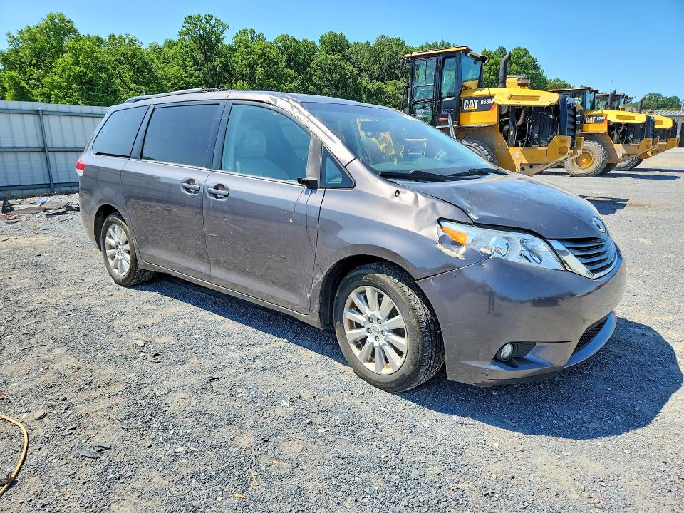 2012 Toyota Sienna VIN 5TDDK3DC3CS038907 COPART salvage auction — HAIL, Pa - Certificate Of Salvage, sold $1,100 on 2026-07-30 (photo 4)