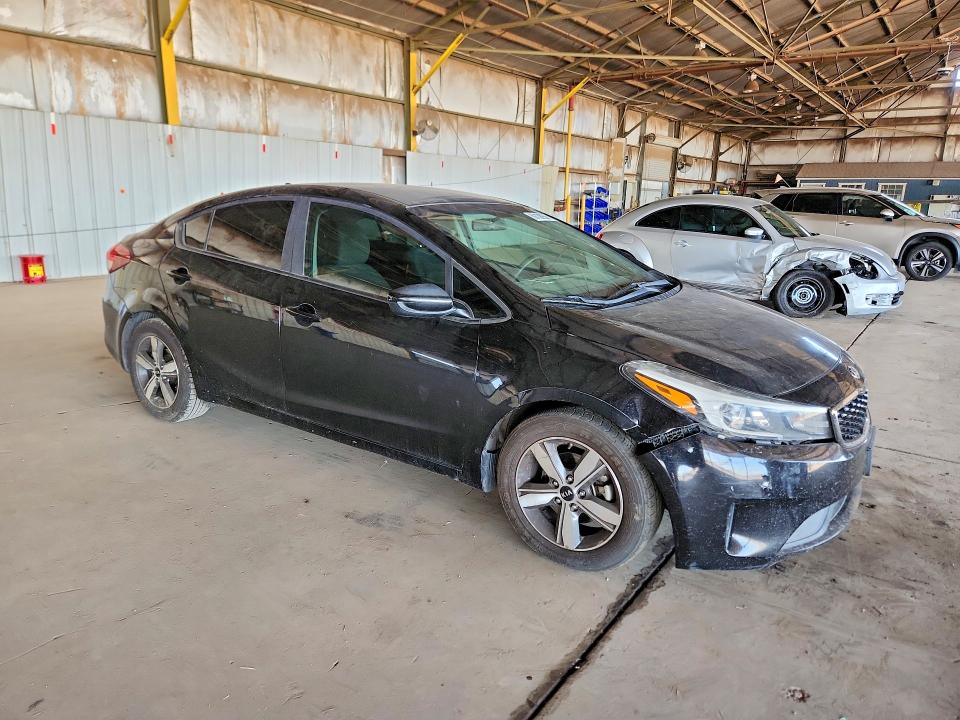 2018 Kia Forte VIN 3KPFL4A73JE261135 COPART salvage auction — MINOR DENT/SCRATCHES, Az - Certificate Of Title, sold $825 on 2026-07-27 (photo 4)
