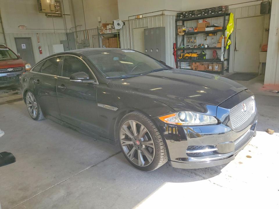 2015 Jaguar Xj VIN SAJWA1CZXF8V86757 COPART salvage auction — MINOR DENT/SCRATCHES, Tx - Dealer Only Clean Title, sold $1,000 on 2026-07-30 (photo 4)