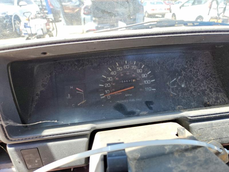 1988 Toyota Pickup VIN JT4RN50R9J0337269 COPART salvage auction — VANDALISM, CA - DIS/DLR/EXP ONLY CLEAN TITLE, sold $1,850 on 2026-07-20 (photo 9)