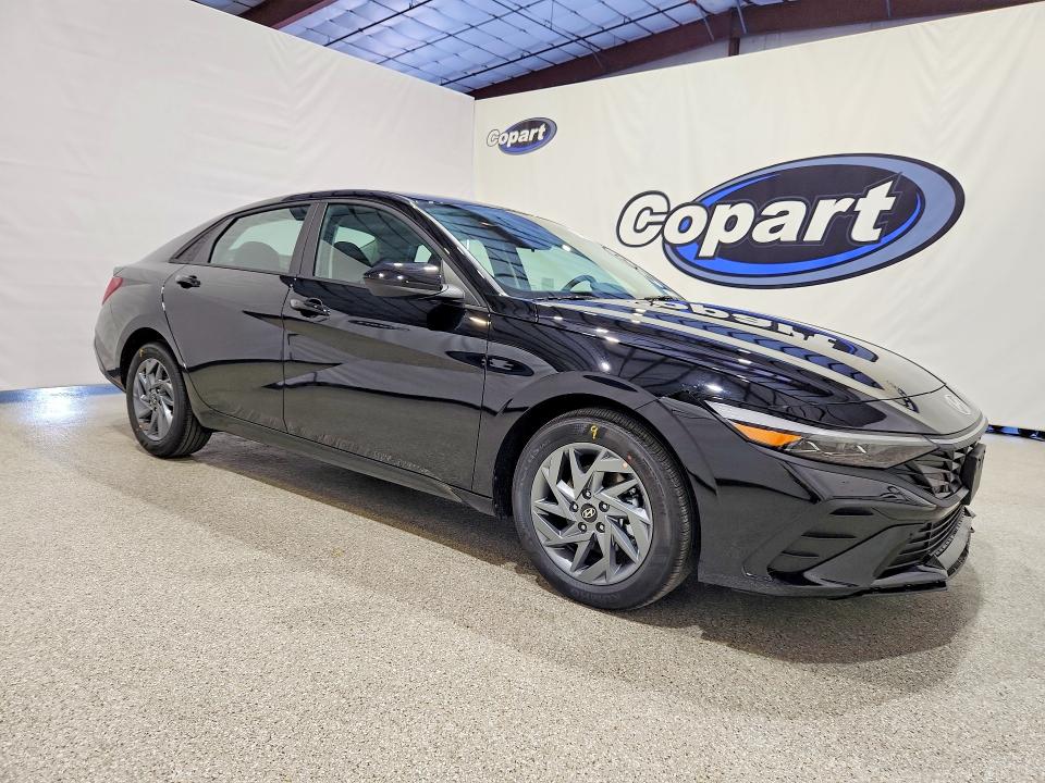 2026 Hyundai Elantra VIN KMHLM4DJ5TU209321 COPART salvage auction — FRONT END, Ca - Certificate Of Title, sold $13,400 on 2026-07-15 (photo 4)