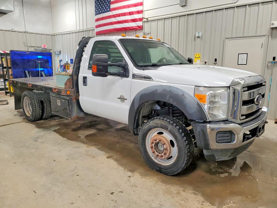2012 Ford F-550 super duty VIN 1FDUF5HT2CEA35301 COPART salvage auction — NORMAL WEAR, WY - CERTIFICATE OF TITLE, sold $700 on 2026-07-29 (photo 4)