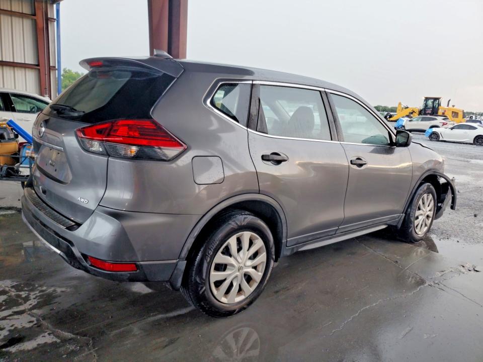 2017 Nissan Rogue VIN JN8AT2MV0HW000493 COPART salvage auction — FRONT END, Fl - Cert Of Title Slvg Rebuildable, sold $550 on 2026-07-28 (photo 3)