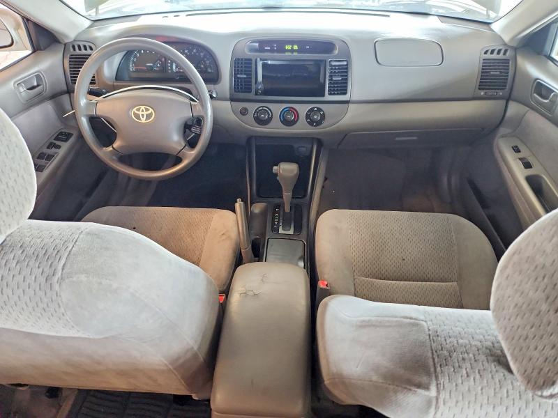 2002 Toyota Camry VIN JTDBE32K720057471 COPART salvage auction — MINOR DENT/SCRATCHES, CA - DIS/DLR/EXP ONLY CLEAN TITLE, sold $375 on 2026-07-30 (photo 8)