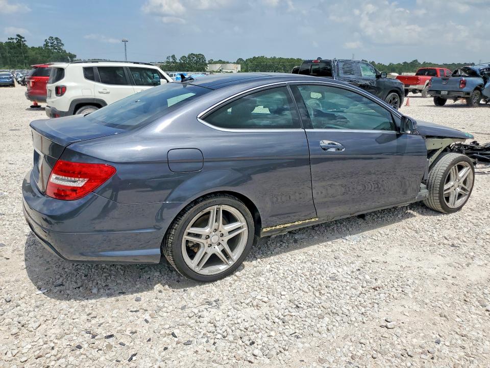 2013 Mercedes-benz C-klasse VIN WDDGJ4HB3DF950659 COPART salvage auction — FRONT END, Ms - Cert Of Title-Salvaged, sold $175 on 2026-08-14 (photo 3)