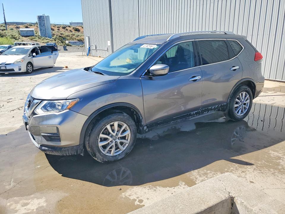2017 Nissan Rogue VIN KNMAT2MV8HP541961 COPART salvage auction — MINOR DENT/SCRATCHES, Nv - Certificate Of Title, sold $4,000 on 2026-07-30 (photo 1)