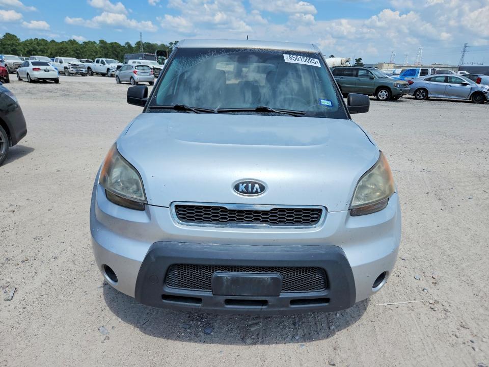 2011 Kia Soul VIN KNDJT2A18B7721580 COPART salvage auction — NORMAL WEAR, TX - CERTIFICATE OF TITLE, sold $1,050 on 2026-07-17 (photo 5)