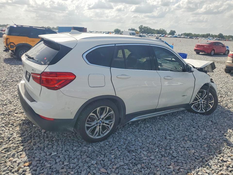 2017 BMW X1 VIN WBXHT3C36H5F73989 COPART salvage auction — ROLLOVER, FL - CERT OF TITLE SLVG REBUILDABLE, sold $750 on 2026-07-31 (photo 3)