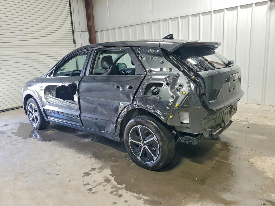 2026 Kia Niro VIN KNDCP3LE0T5322811 COPART salvage auction — REAR END, MO - CERTIFICATE OF TITLE, sold $1,300 on 2026-07-27 (photo 2)