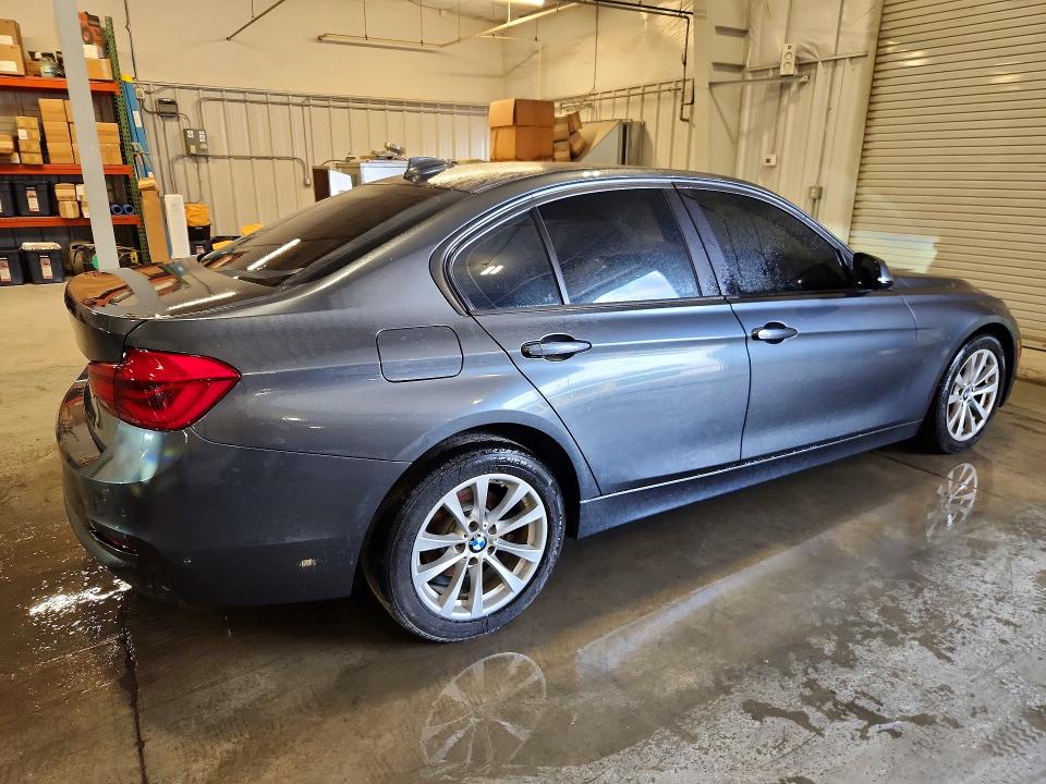 2017 BMW 3er VIN WBA8E5G56HNU22613 COPART salvage auction — MECHANICAL, MN - CERTIFICATE OF TITLE, sold $575 on 2026-07-27 (photo 3)