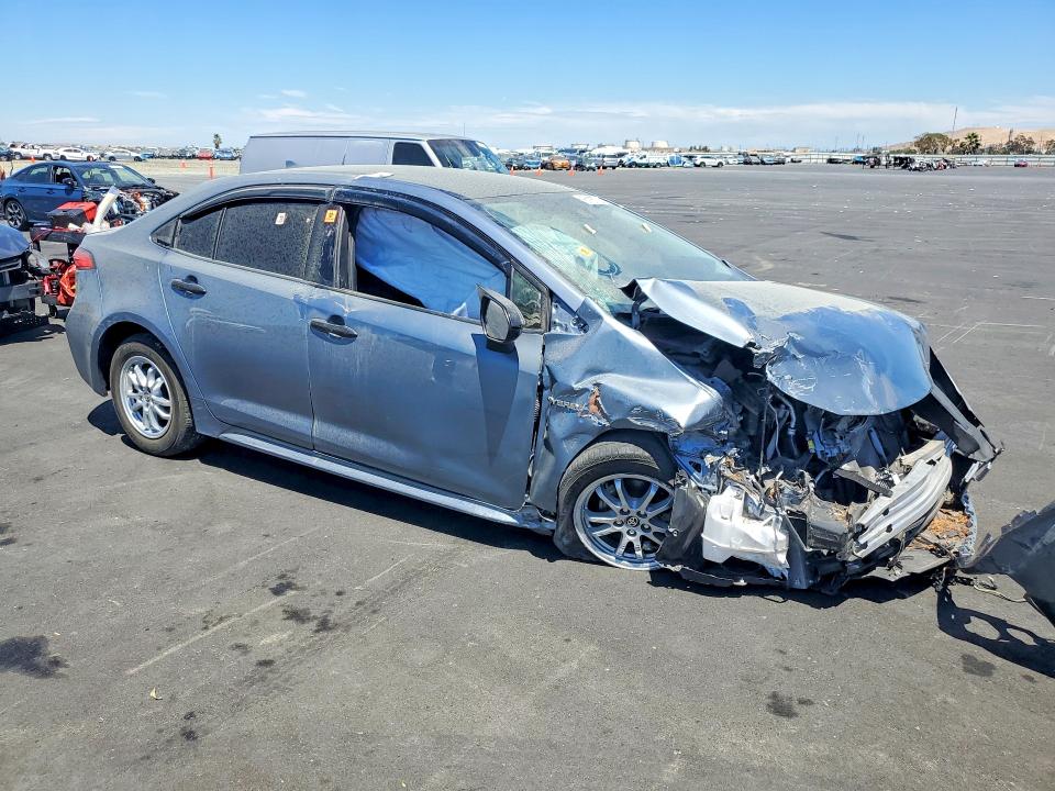 2020 Toyota Corolla VIN JTDEBRBE6LJ006302 COPART salvage auction — FRONT END, Ca - Dis/Dlr/Exp Only Salvage Cert, sold $1,600 on 2026-07-27 (photo 4)