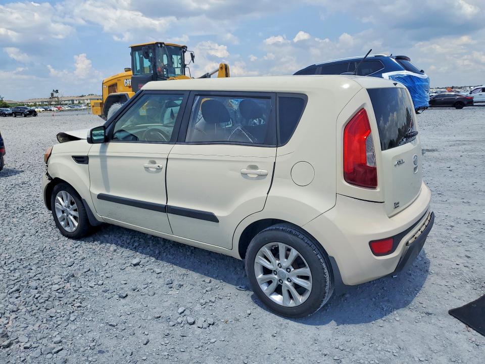 2013 Kia Soul VIN KNDJT2A6XD7567680 COPART salvage auction — FRONT END, Fl - Cert Of Title Slvg Rebuildable, sold $375 on 2026-07-17 (photo 2)