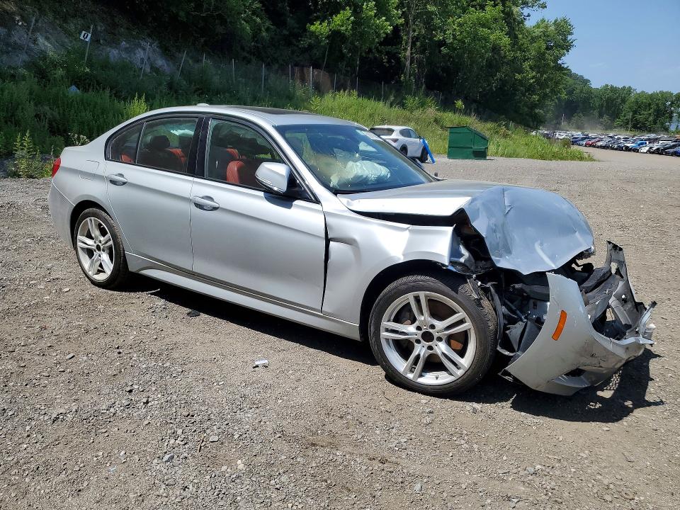 2017 BMW 3er VIN WBA8D9G33HNU62589 COPART salvage auction — FRONT END, Ny - Mv-907A Salvage Certificate, sold $325 on 2026-07-23 (photo 4)
