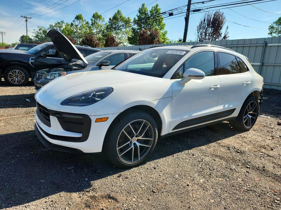 2025 Porsche Macan VIN WP1AA2A50SLB09114 COPART salvage auction — REAR END, Ct - Cert Of Title-Salvage, sold $31,250 on 2026-07-14 (photo 1)