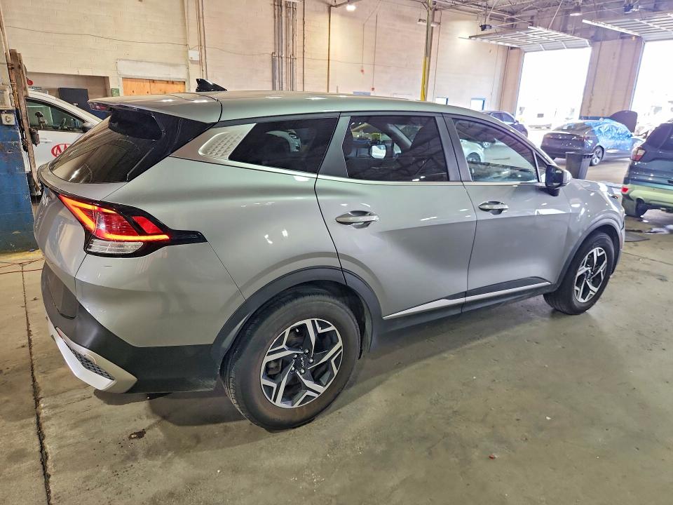 2024 Kia Sportage VIN KNDPU3DF1R7284570 COPART salvage auction — SIDE, Fl - Certificate Of Title, sold $10,700 on 2026-07-27 (photo 3)
