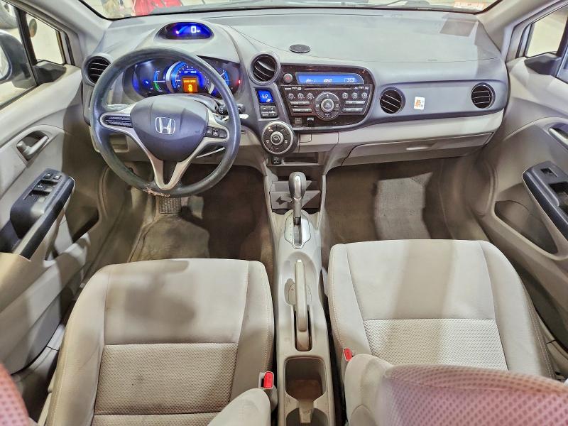 2010 Honda Insight VIN JHMZE2H58AS009795 COPART salvage auction — FRONT END, MA - CERT OF TITLE-SALVAGE, sold $450 on 2026-07-16 (photo 8)