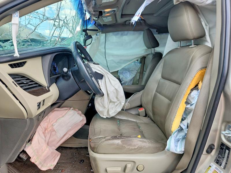 2015 Toyota VIN 5TDYK3DC9FS662099 COPART salvage auction — FRONT END, In - Certificate Of Title, sold $3,200 on 2026-07-30 (photo 7)