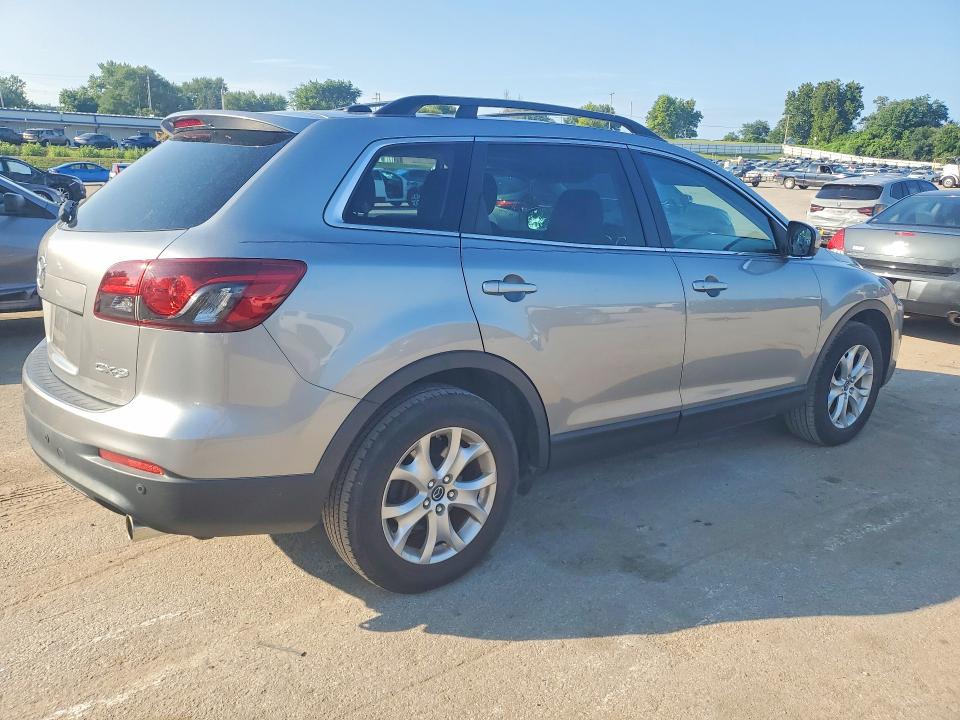 2013 Mazda Cx-9 VIN JM3TB2CA5D0411155 COPART salvage auction — MINOR DENT/SCRATCHES, MO - CERTIFICATE OF TITLE, sold $200 on 2026-07-21 (photo 3)