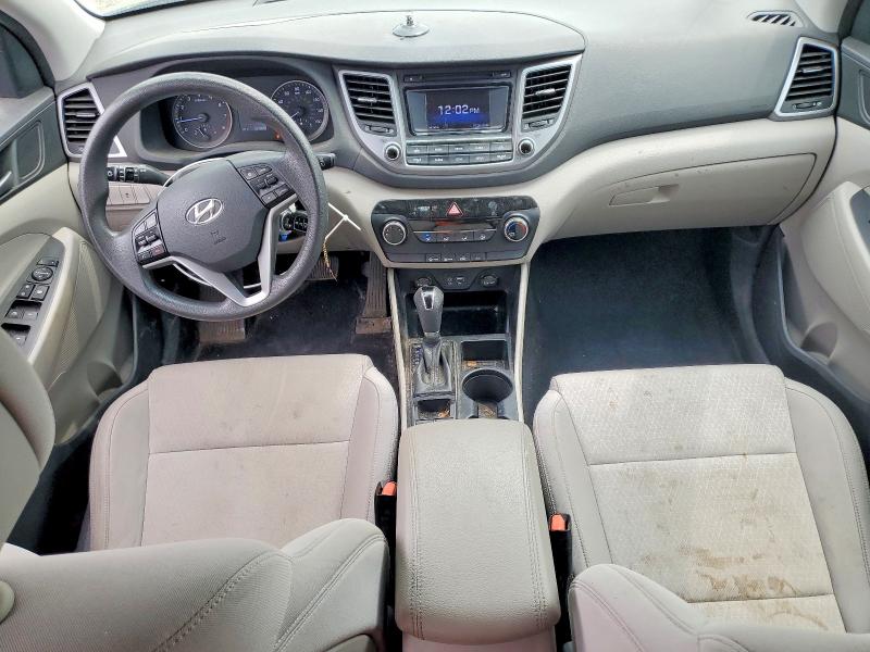 2017 Hyundai Tucson VIN KM8J3CA45HU433800 COPART salvage auction — VANDALISM, AZ - CERT OF TITLE - SALVAGE, sold $300 on 2026-07-24 (photo 8)