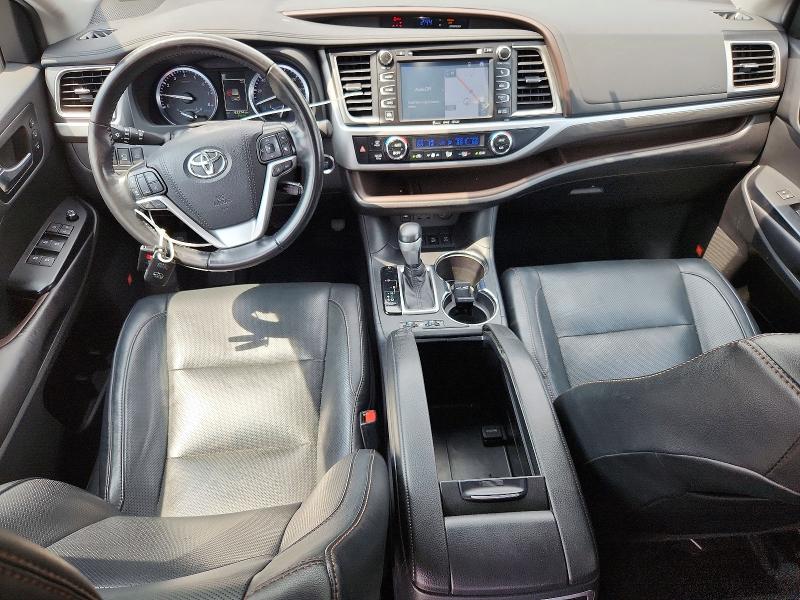 2019 Toyota Highlander VIN 5TDDZRFH8KS727511 COPART salvage auction — REAR END, PA - CERTIFICATE OF SALVAGE, sold $11,500 on 2026-07-23 (photo 8)