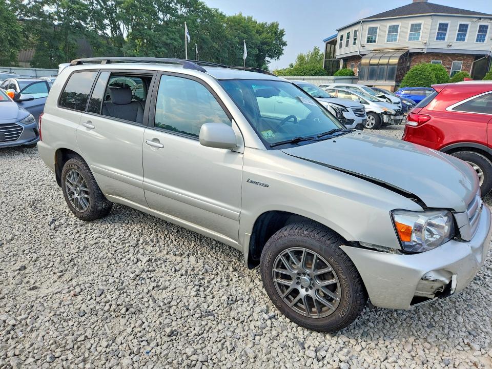 2004 Toyota Highlander VIN JTEEP21A440030835 COPART salvage auction — FRONT END, Ma - Cert Of Title-Reconstrctd Coll, sold $125 on 2026-07-29 (photo 4)