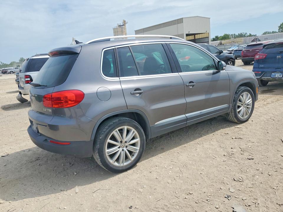 2012 Volkswagen Tiguan VIN WVGAV7AXXCW004158 COPART salvage auction — SIDE, Ks - Cert Of Title-Salvage, sold $1,100 on 2026-08-11 (photo 3)