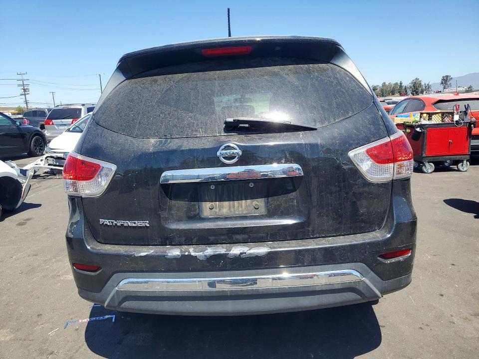2016 Nissan Pathfinder VIN 5N1AR2MN3GC660288 COPART salvage auction — MINOR DENT/SCRATCHES, Ca - Dis/Dlr/Exp Only Clean Title, sold $850 on 2026-07-27 (photo 6)