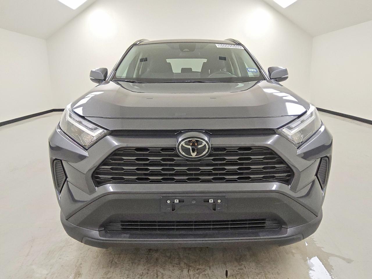 2024 Toyota RAV4 VIN 2T3W1RFV4RW337598 COPART salvage auction — Minor Dent/Scratches, TX - CERTIFICATE OF TITLE, sold $23,250 on 2026-08-20 (photo 5)