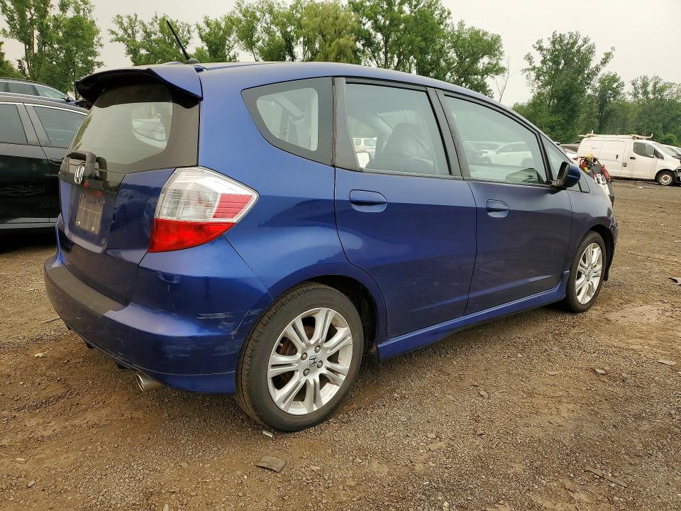 2011 Honda Fit VIN JHMGE8H57BC008823 COPART salvage auction — MECHANICAL, CT - CERT OF TITLE-SALVAGE, sold $875 on 2026-07-21 (photo 3)