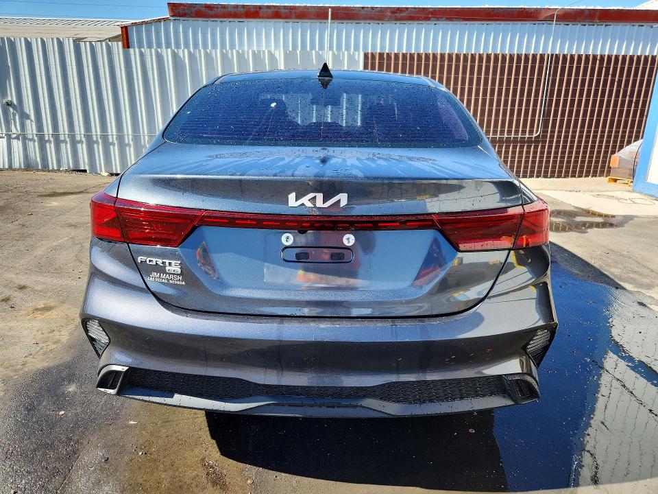 2024 Kia Forte VIN 3KPF24AD5RE697540 COPART salvage auction — MINOR DENT/SCRATCHES, NV - CERTIFICATE OF TITLE, sold $8,900 on 2026-08-25 (photo 6)