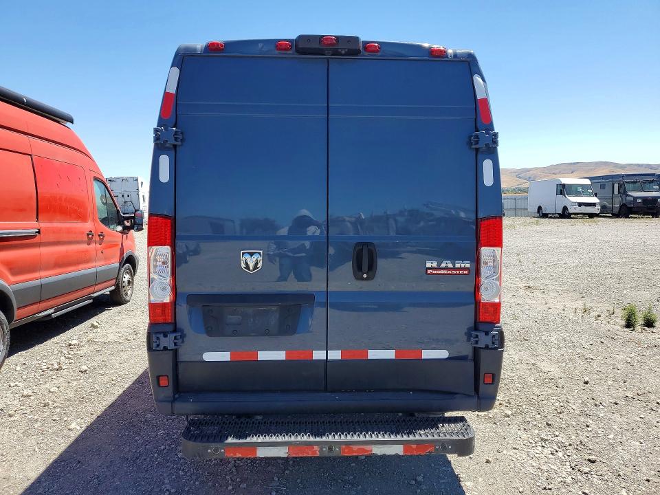 2020 Ram Promaster 3500 VIN 3C6URVJG3LE145164 COPART salvage auction — MINOR DENT/SCRATCHES, CA - DIS/DLR/EXP ONLY CLEAN TITLE, sold $11,700 on 2026-07-21 (photo 6)