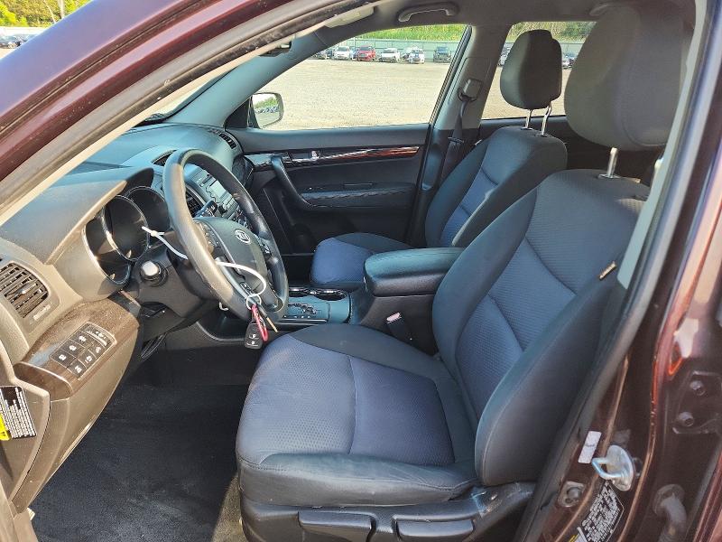 2011 Kia Sorento VIN 5XYKTCA17BG089975 COPART salvage auction — NORMAL WEAR, NY - CERTIFICATE OF TITLE, sold $450 on 2026-07-27 (photo 7)